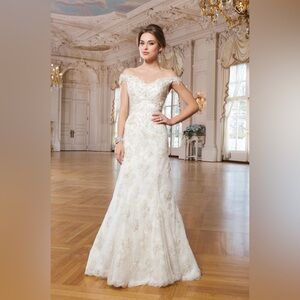 NWT Lillian West Wedding Dress. Size 12